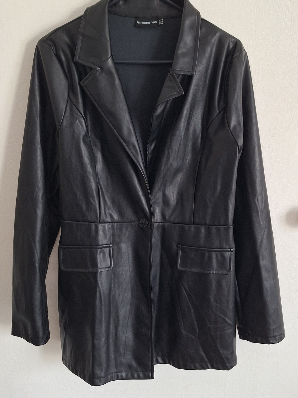 PrettyLittleThing Black Faux Leather Blazer